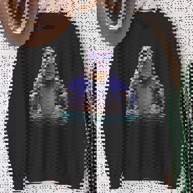 サングラスをかけたカバ カバ かわいいカバ スウェットシャツ 年配の女性への贈り物