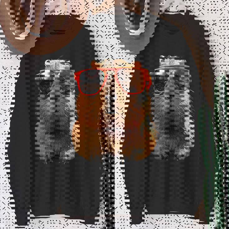 サングラスをかけたカピバラ Be Capy カピバラ げっ歯類 Capybara スウェットシャツ 年配の女性への贈り物