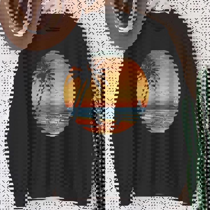 サンセット ビーチ ヤシの木 夏 バイブ レトロ トロピカル 夏 ビーチ スウェットシャツ 年配の女性への贈り物