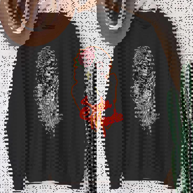 サンタ・ムエルテ・カトリーナ・カラベラ スウェットシャツ 年配の女性への贈り物