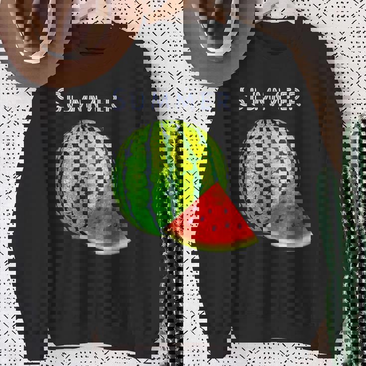 スイカ・夏【 サマータイム 】リゾート・夏 大好き／面白 イラスト スウェットシャツ 年配の女性への贈り物