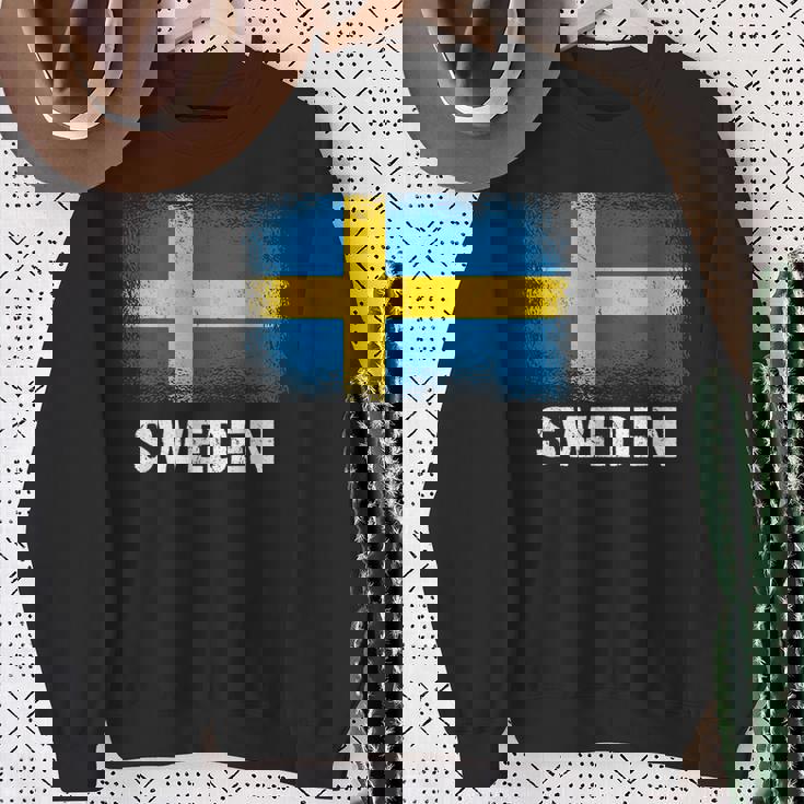 スウェーデン国旗スウェーデン スウェットシャツ 年配の女性への贈り物