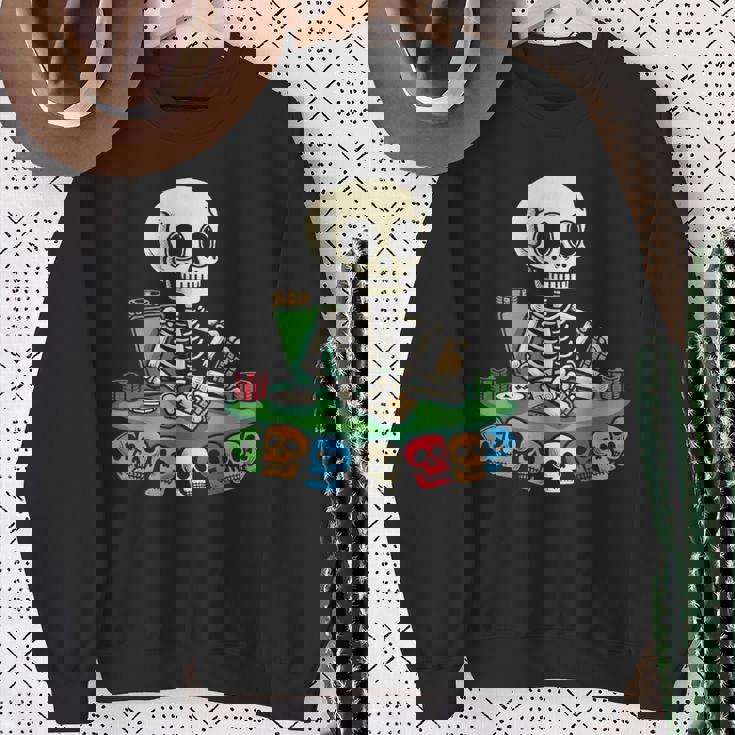 スケルトン ポーカー トランプ ギャンブル カジノ スカル ゲーム カード スウェットシャツ 年配の女性への贈り物