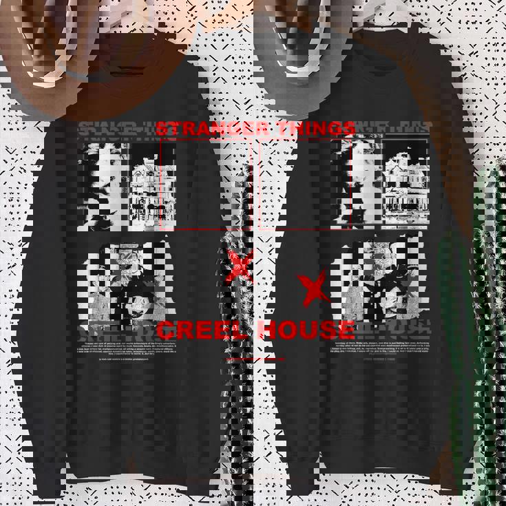 ストレンジャー・シングス 80年代 クラシック ホラー クリール ハウス アーバンレジェンド スウェットシャツ 年配の女性への贈り物