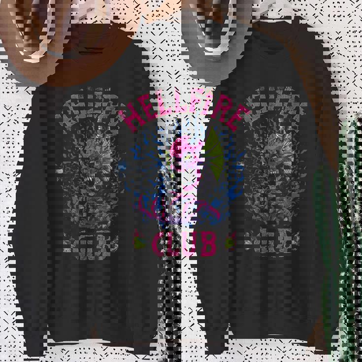 ストレンジャー・シングス ヘルファイア クラブ スプラッシュ Dnd デーモン レトロ ホーキンス スウェットシャツ 年配の女性への贈り物