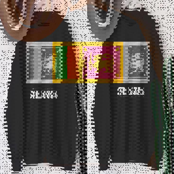 スリランカ国旗tシャツ スウェットシャツ 年配の女性への贈り物