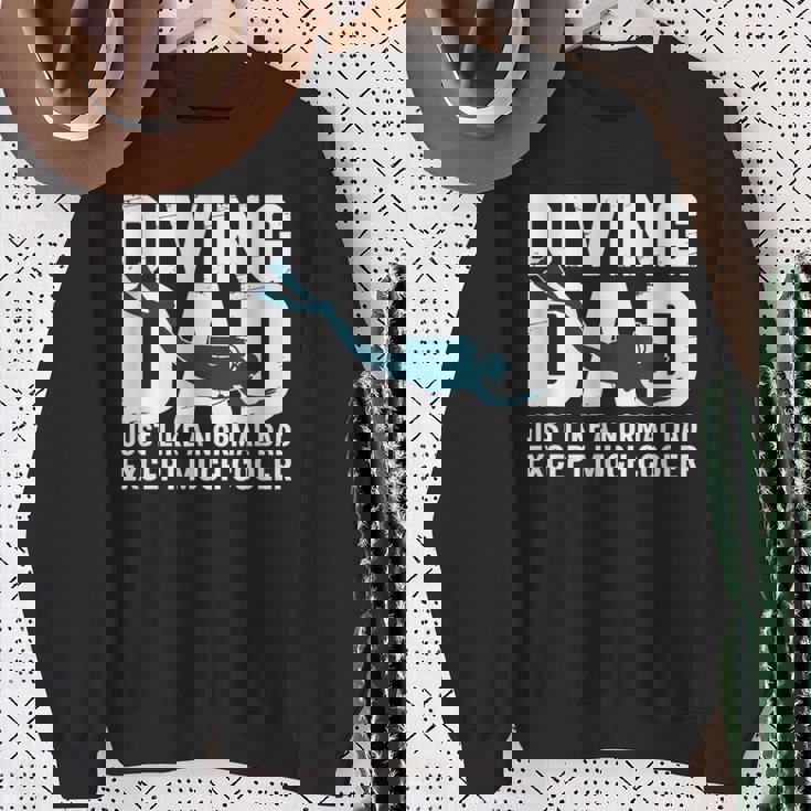 ダイビング お父さん ヴィンテージ スキューバ ダイバー 父 スキューバダイビング スウェットシャツ 年配の女性への贈り物