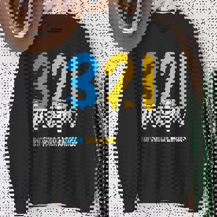 ダウン症啓発 誇り高きトリソミー 21ママダウン症 スウェットシャツ 年配の女性への贈り物