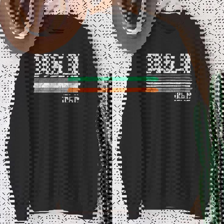 ダブリン アイルランド アイリッシュ スウェットシャツ 年配の女性への贈り物