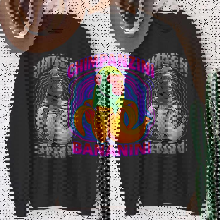 チンパンジーニ バナニーニ イタリアのブレインロットミーム スウェットシャツ 年配の女性への贈り物