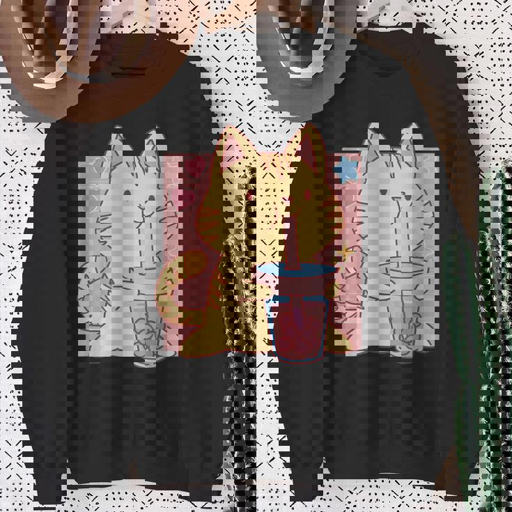 トラ猫とボバ茶のかわいいかわいい猫のグラフィック スウェットシャツ 年配の女性への贈り物