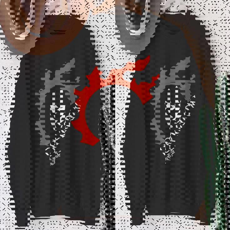 ドラゴン 光と闇の戦士のために スウェットシャツ 年配の女性への贈り物