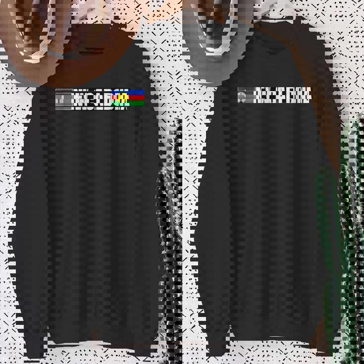 ニューカレドニア国旗 スウェットシャツ 年配の女性への贈り物