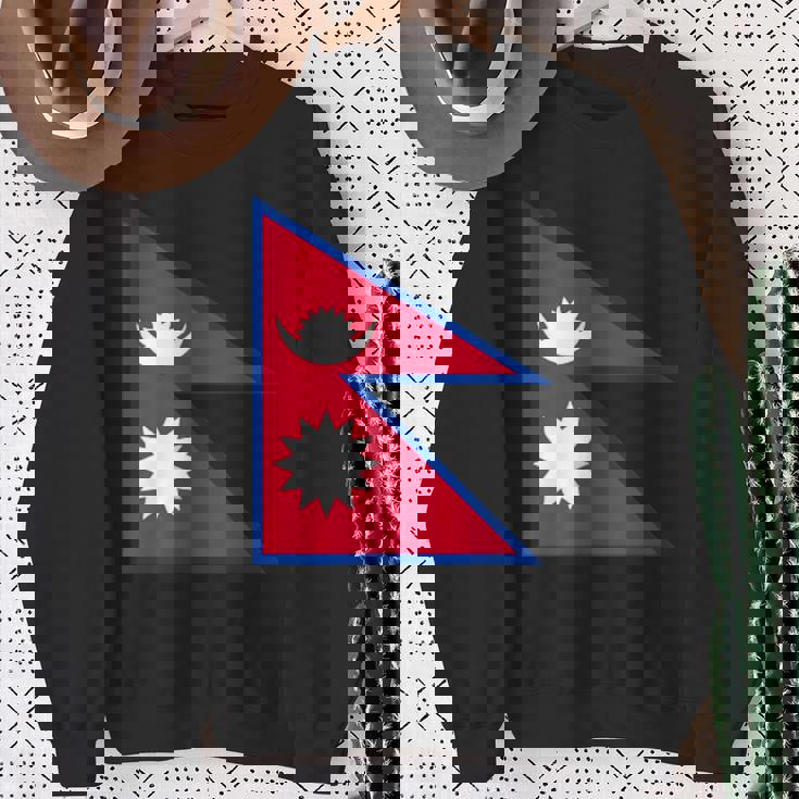 ネパール国旗 スウェットシャツ 年配の女性への贈り物