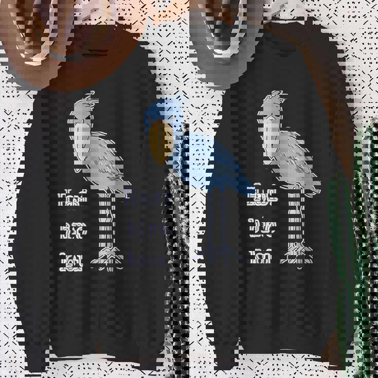 ハシビロコウさん 『セルフィー』青い鳥【どうぶつフレンズ 】ゆるくて かわいい 動物園の生き物 イラスト スウェットシャツ 年配の女性への贈り物