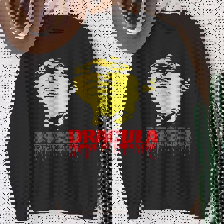 ハロウィン ホラー ドラキュラ ヴァンパイア ヴィンテージ コミックブック ムービー スウェットシャツ 年配の女性への贈り物