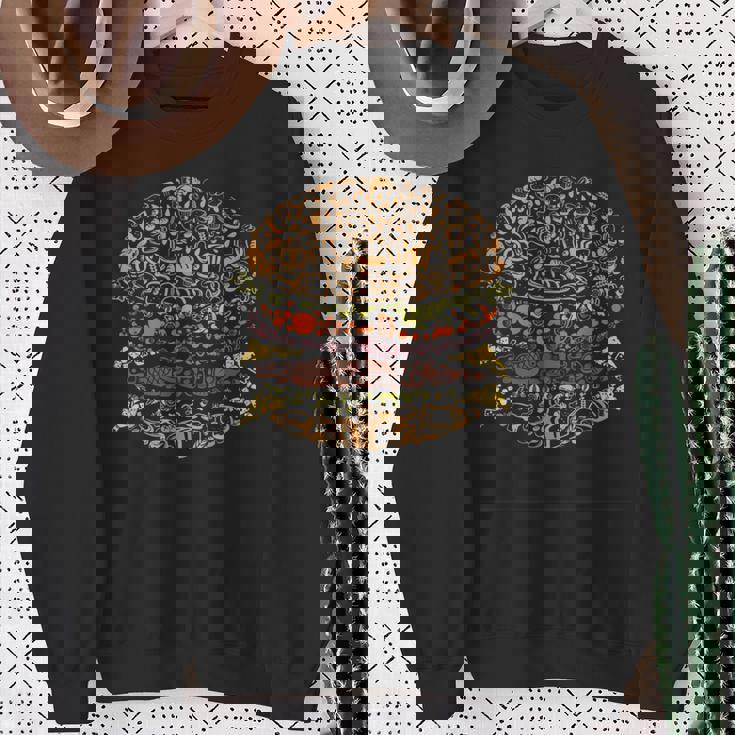 ハンバーガーの面白い食べ物のデザイン。 スウェットシャツ 年配の女性への贈り物