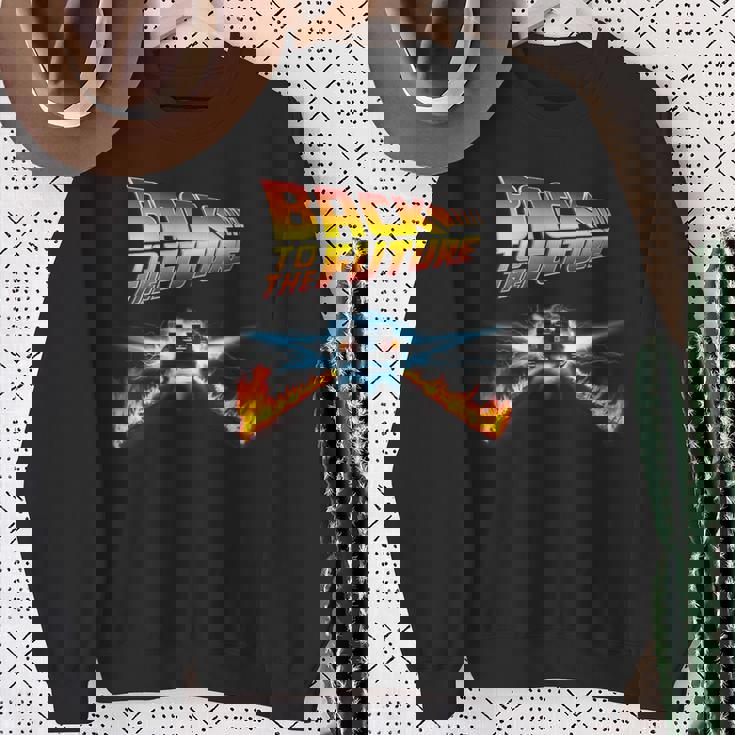 バック・トゥ・ザ・フューチャー デロリアンとロゴ スウェットシャツ 年配の女性への贈り物