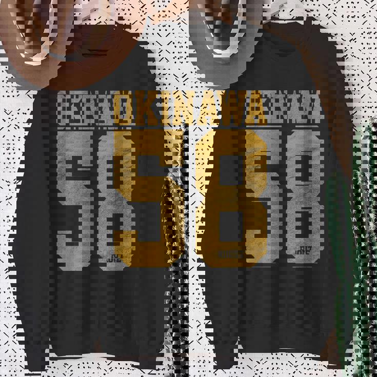 バーシティスタイル 沖縄 日本 スウェットシャツ 年配の女性への贈り物