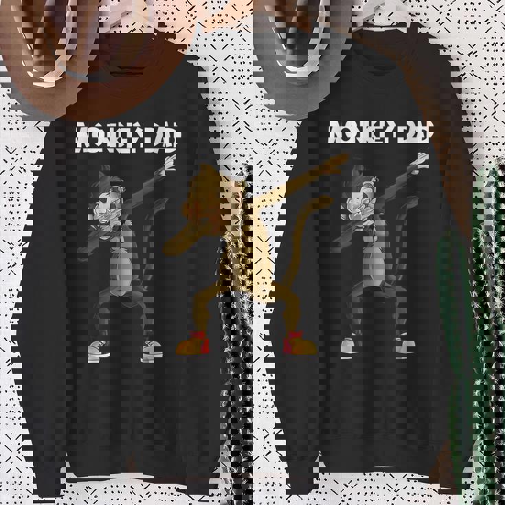 パパ・ゴリラ猿 チンパンジー 動物 かわいい猿 ギフト スウェットシャツ 年配の女性への贈り物