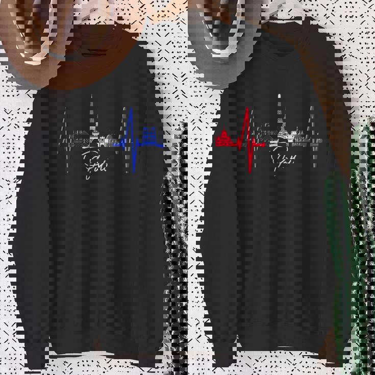 パリのスカイライン ハートビート 愛 エッフェル塔 愛 フランスi Love Paris スウェットシャツ 年配の女性への贈り物