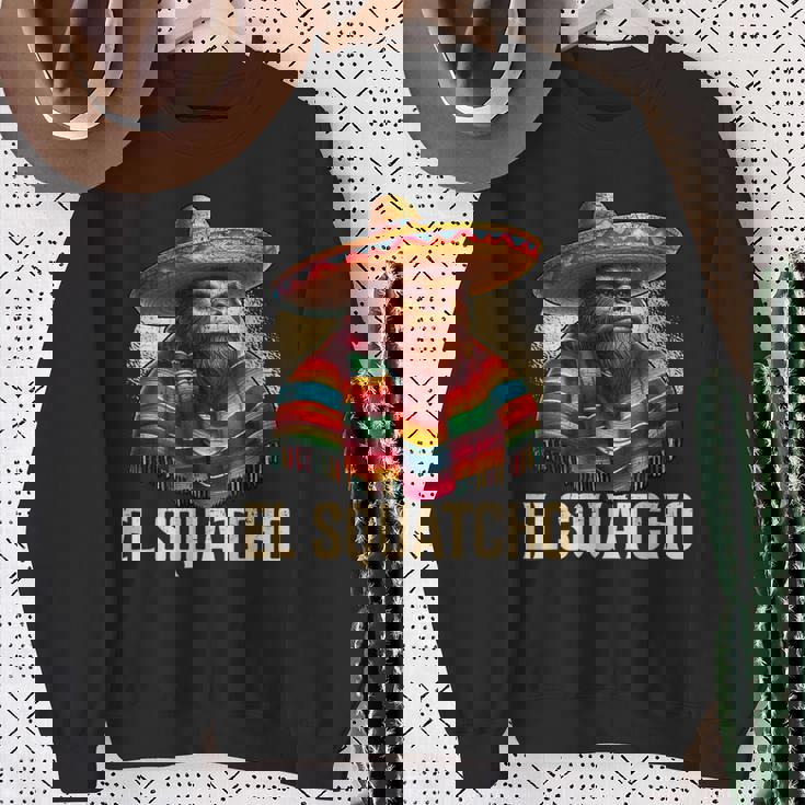 ビッグフット エル・スクワッチョ 面白い 南西メキシコ ソンブレロ スウェットシャツ 年配の女性への贈り物