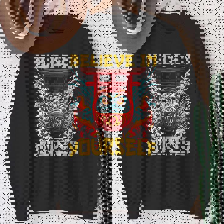 ビリーブインユアセルフ 鯉のぼりだるま スウェットシャツ 年配の女性への贈り物