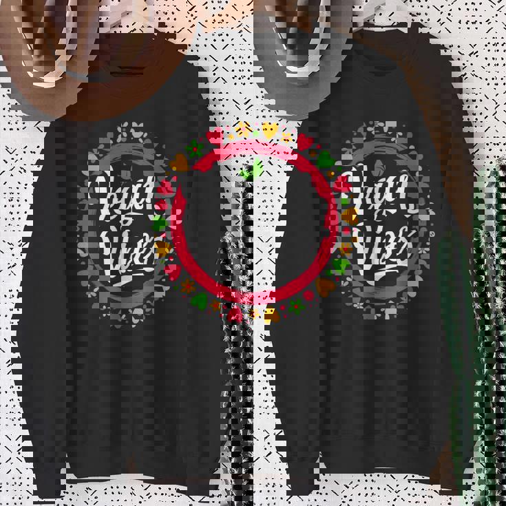 ビーガンバイブ 面白い 菜食主義 草食動物 ベジタリアン感謝 スウェットシャツ 年配の女性への贈り物