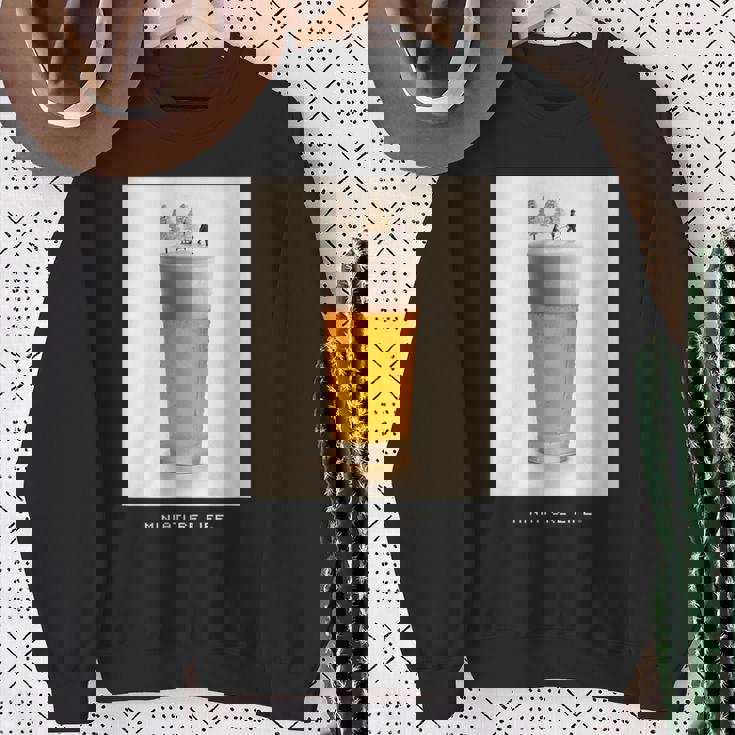 ビール冷え切ってます スウェットシャツ 年配の女性への贈り物