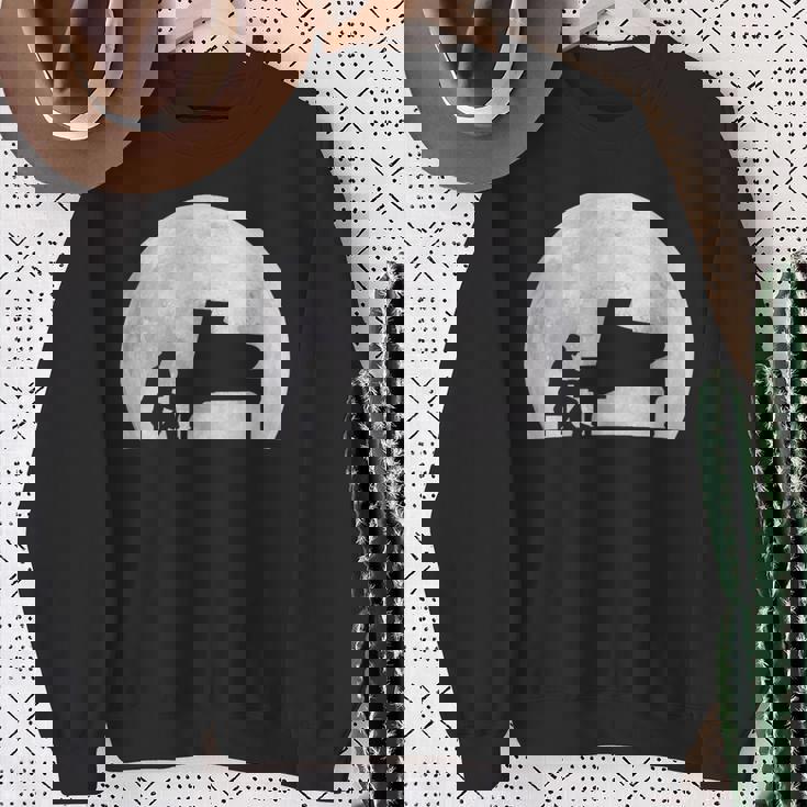 ピアニスト ピアノ奏者 クラシック音楽 ジャズ音楽 満月 趣味 クール ピアノ好き 音楽好き スウェットシャツ 年配の女性への贈り物