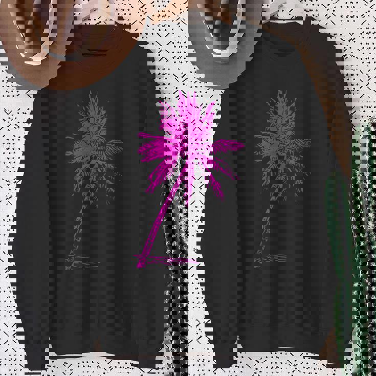 ピンクパームビーチウェア サーフィンレトロ パームツリー スウェットシャツ 年配の女性への贈り物