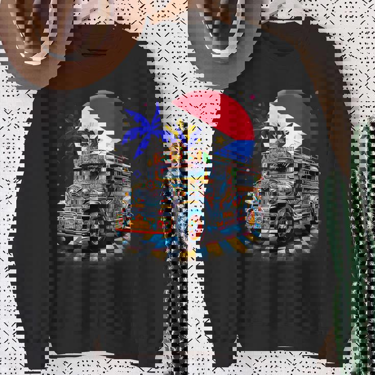 フィリピン 国旗 誇り フィリピン フィリピン ジープニー スウェットシャツ 年配の女性への贈り物