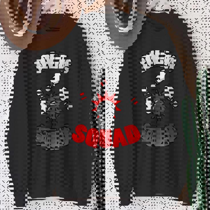 ボウラーのためのボウリングチームの面白い引用 スウェットシャツ 年配の女性への贈り物