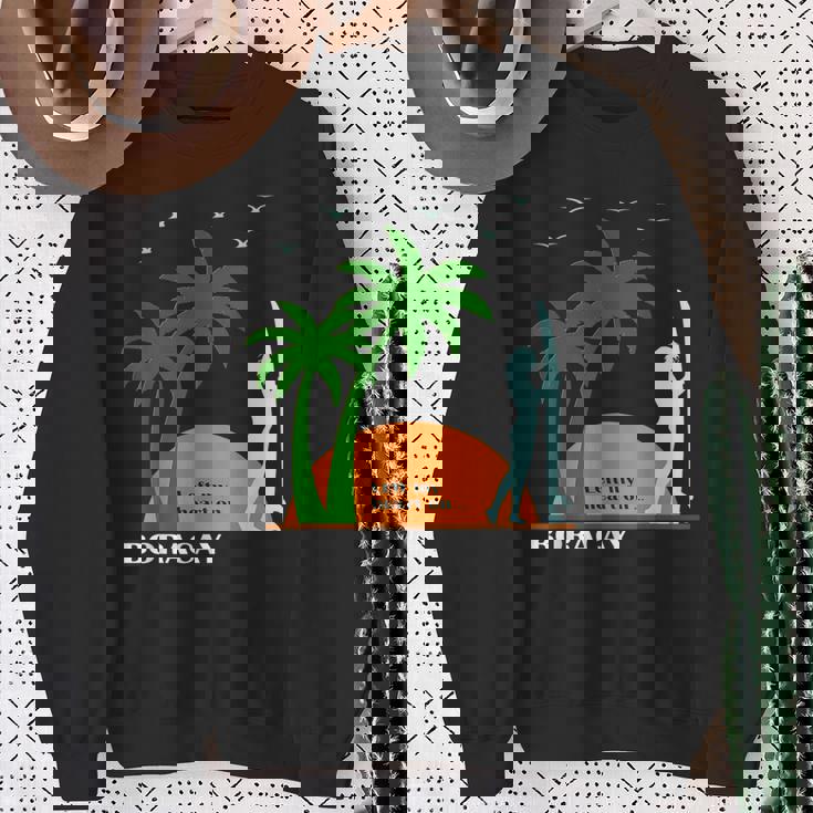 ボラカイ島 ヤシの木 サーフボード 日没 フィリピン ビーチ サーファーガール 東南アジア 島 贈り物 海 お土産 セブ スウェットシャツ 年配の女性への贈り物