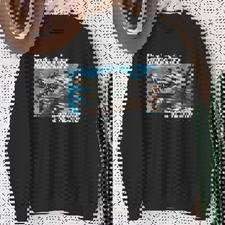 ボンバルディーロボンバルディーノクロコダイル面白いイタリアンブレインロットミーム スウェットシャツ 年配の女性への贈り物