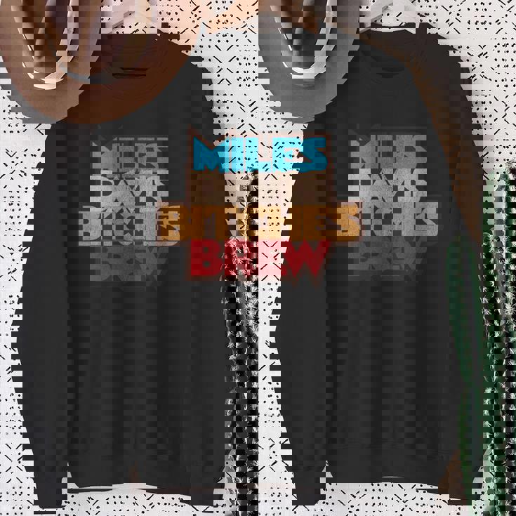 マイルス・デイビス・ビッチズ・ブリュー・ディストレストッド 長袖tシャツ スウェットシャツ 年配の女性への贈り物