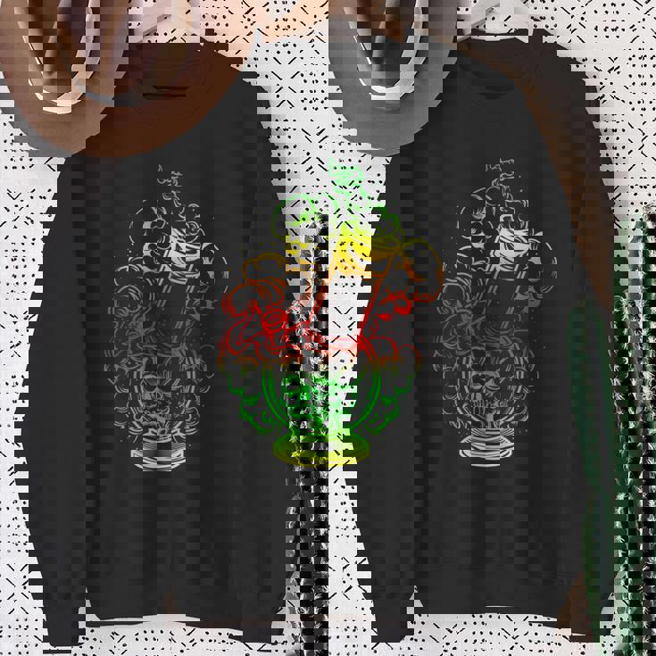 マリファナ スカル ボング 大麻 ウィード 420 ラスタ ギフト スウェットシャツ 年配の女性への贈り物