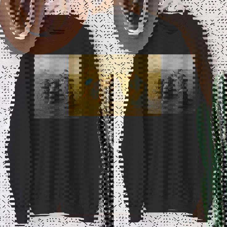 ミレー風アート猫の田植え 農作業をする三匹の猫たち スウェットシャツ 年配の女性への贈り物