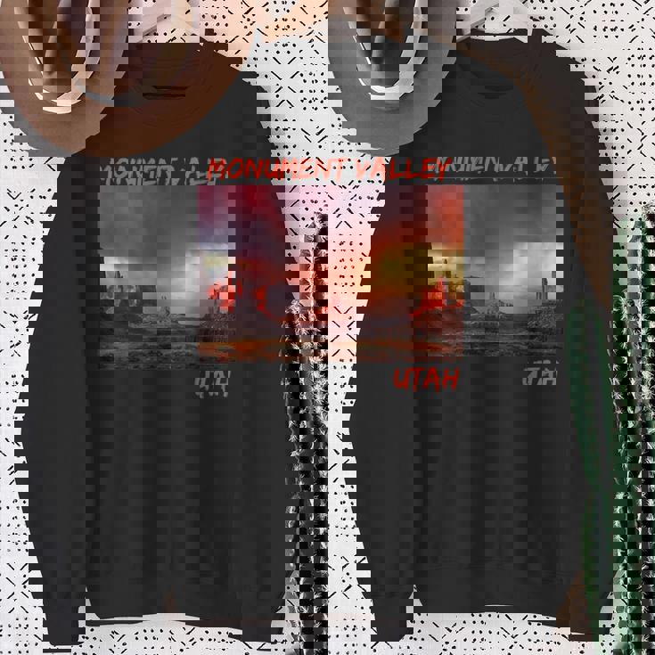 モニュメントバレーユタ州 スウェットシャツ 年配の女性への贈り物