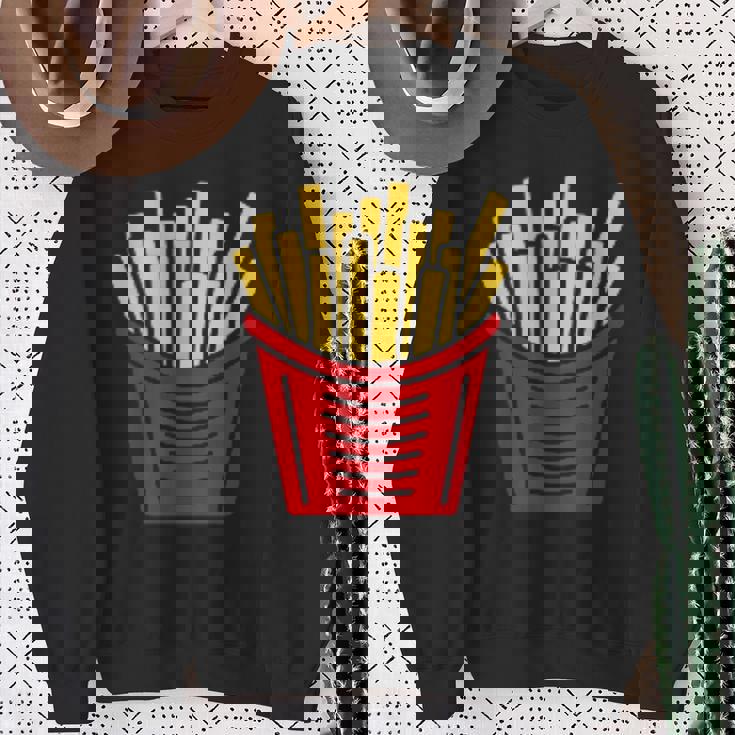 ユーモア 小さなミニマリスト シンプルなフライドポテト フライドポテト スウェットシャツ 年配の女性への贈り物