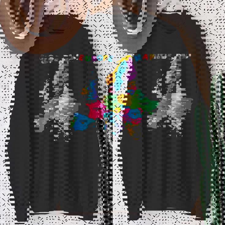 ヨーロッパ地図、国旗、ヨーロッパ諸国 スウェットシャツ 年配の女性への贈り物