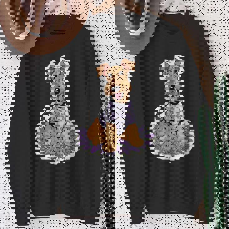 ライラックのエアデール テリア スウェットシャツ 年配の女性への贈り物