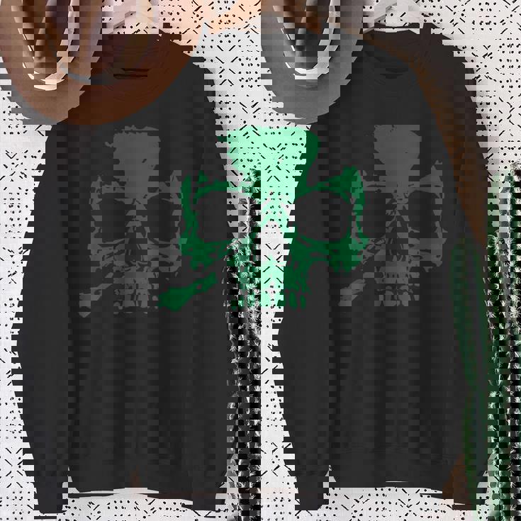 ラッキースカル クローバー スウェットシャツ 年配の女性への贈り物