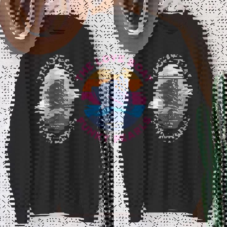 ラブボート スウェットシャツ 年配の女性への贈り物