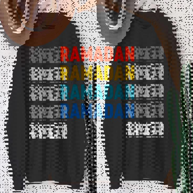 ラマダン断食カフタンアバヤフリーデーラマダンイスラム スウェットシャツ 年配の女性への贈り物