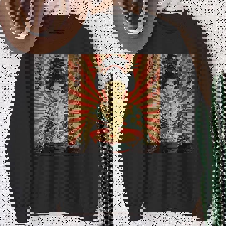 ラーメンをすする芸者 スウェットシャツ 年配の女性への贈り物