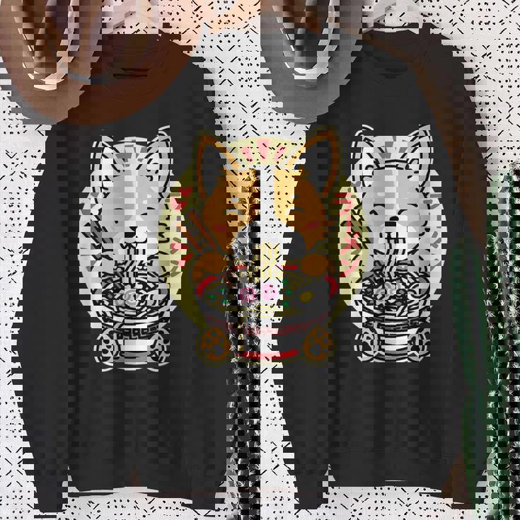 ラーメンを食べる犬 スウェットシャツ 年配の女性への贈り物