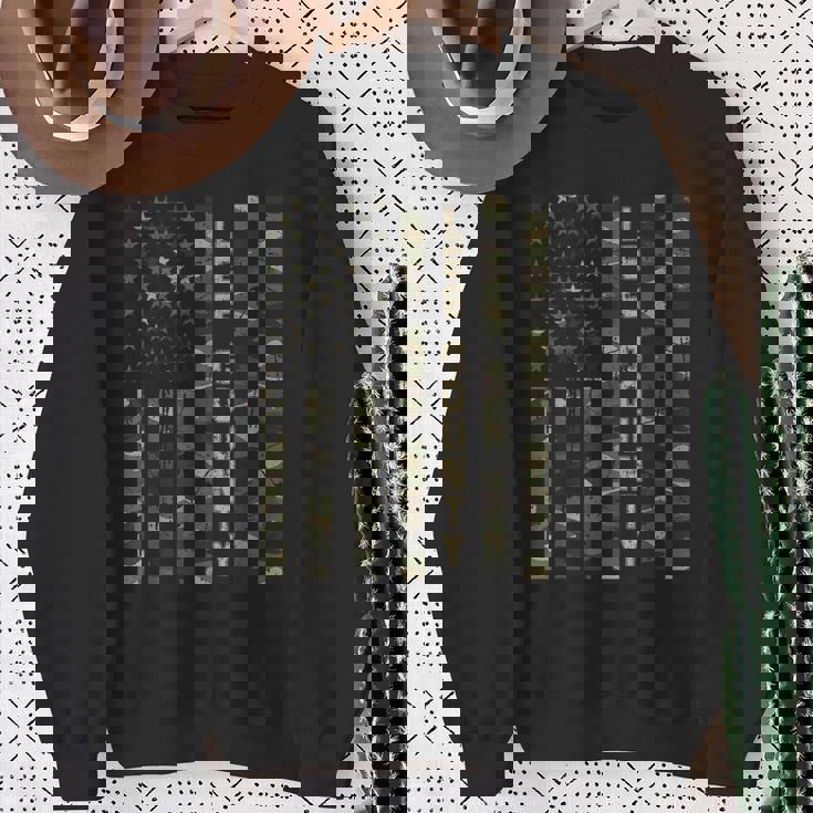 リー郡 アメリカ合衆国 アンティーク調迷彩 米国旗付き スウェットシャツ 年配の女性への贈り物