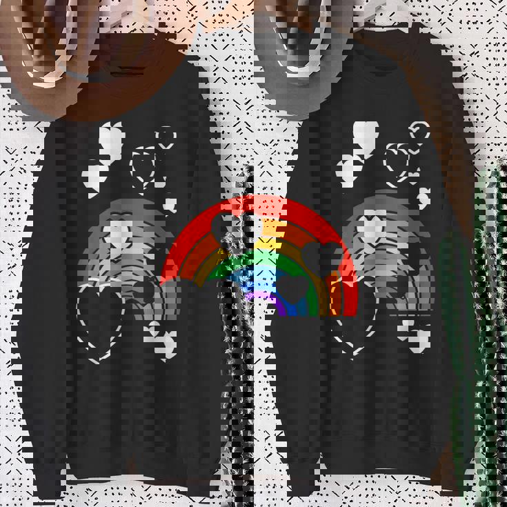 レインボーカラー ホワイト ハート ハート 雨 虹 旗 スウェットシャツ 年配の女性への贈り物