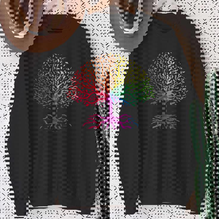 レインボーフラッグ ツリー・オブ・ライフ Lgbt ゲイ・プライド月間 Lgbtqアライ スウェットシャツ 年配の女性への贈り物